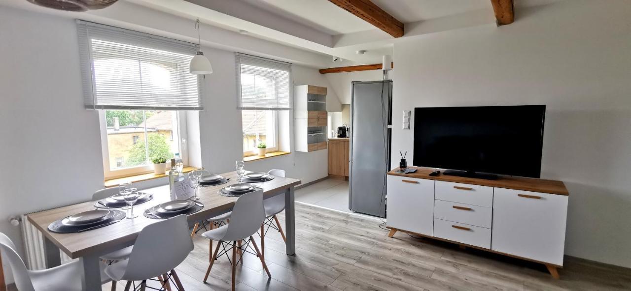 Klimatyczny Apartament Nr 8 Z Widokiem Na Gory Sowie بيلافه المظهر الخارجي الصورة